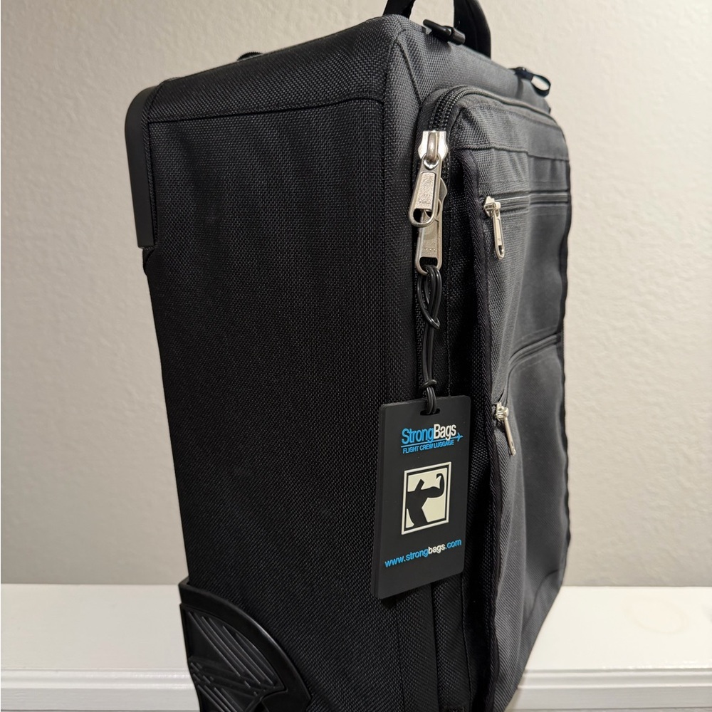 Strong Bag Helix Pro Elite 19” - Flight Crew Roller Bag - Picture 2 of 9